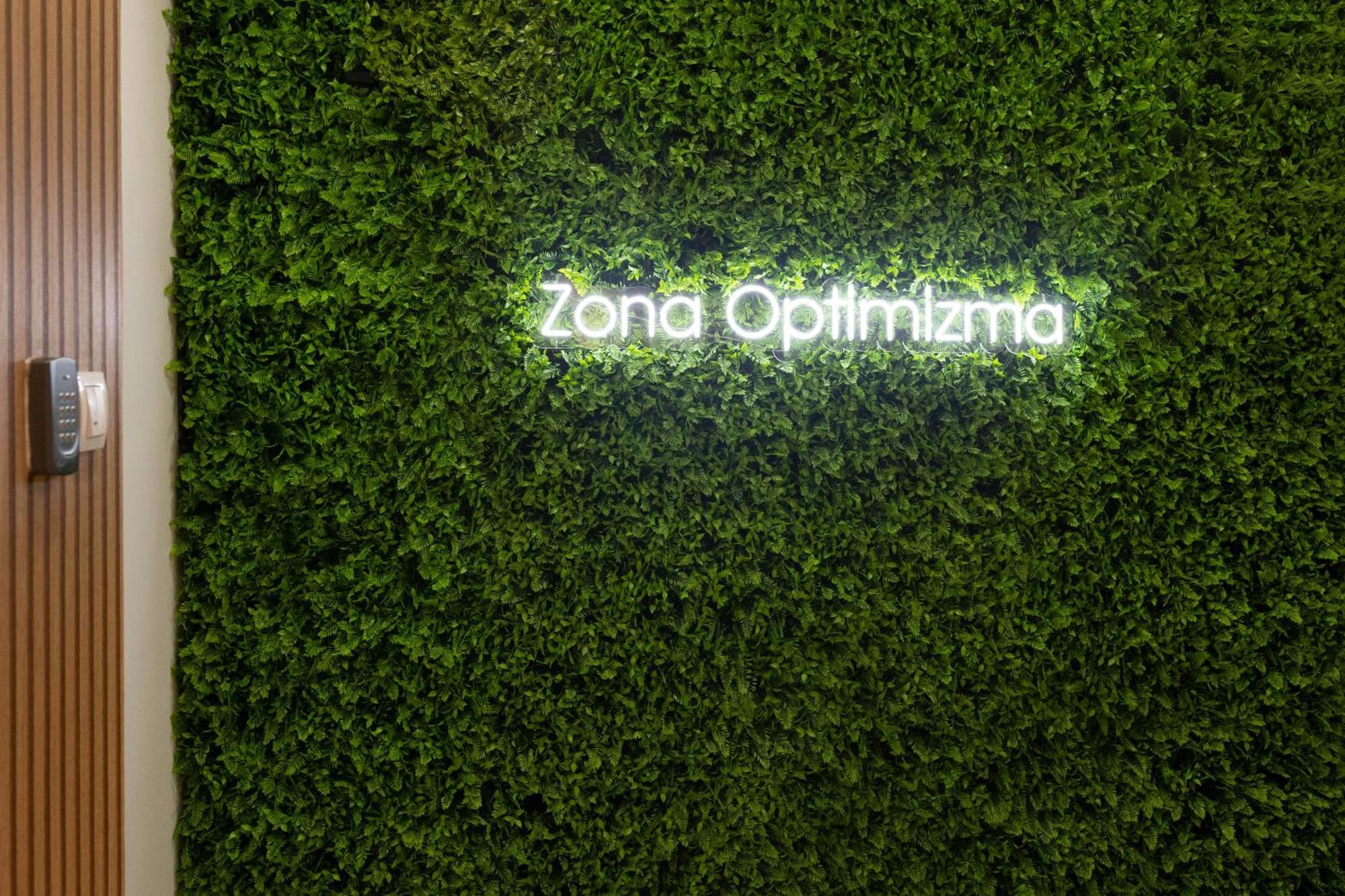 Zona Optimizma Accommodation & Spa 弗尔沙茨 外观 照片